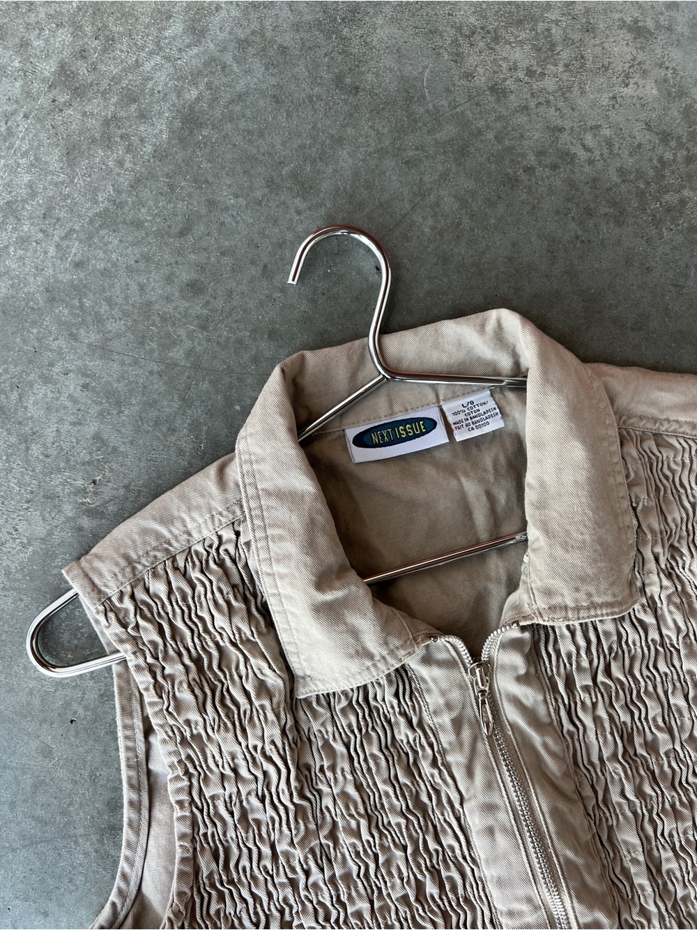 Vintage Y2K Beige Smocked Zip-Front Crop Vest Tank Top